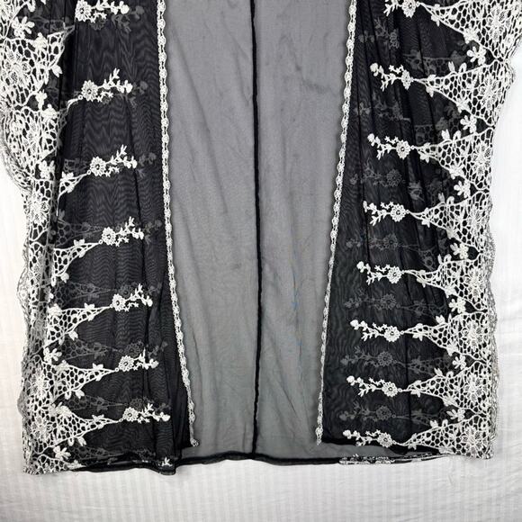 Time & Tru Black Sheer Kimono Duster White Floral Lace Trim Women Size Large/XL - Picture 3 of 6